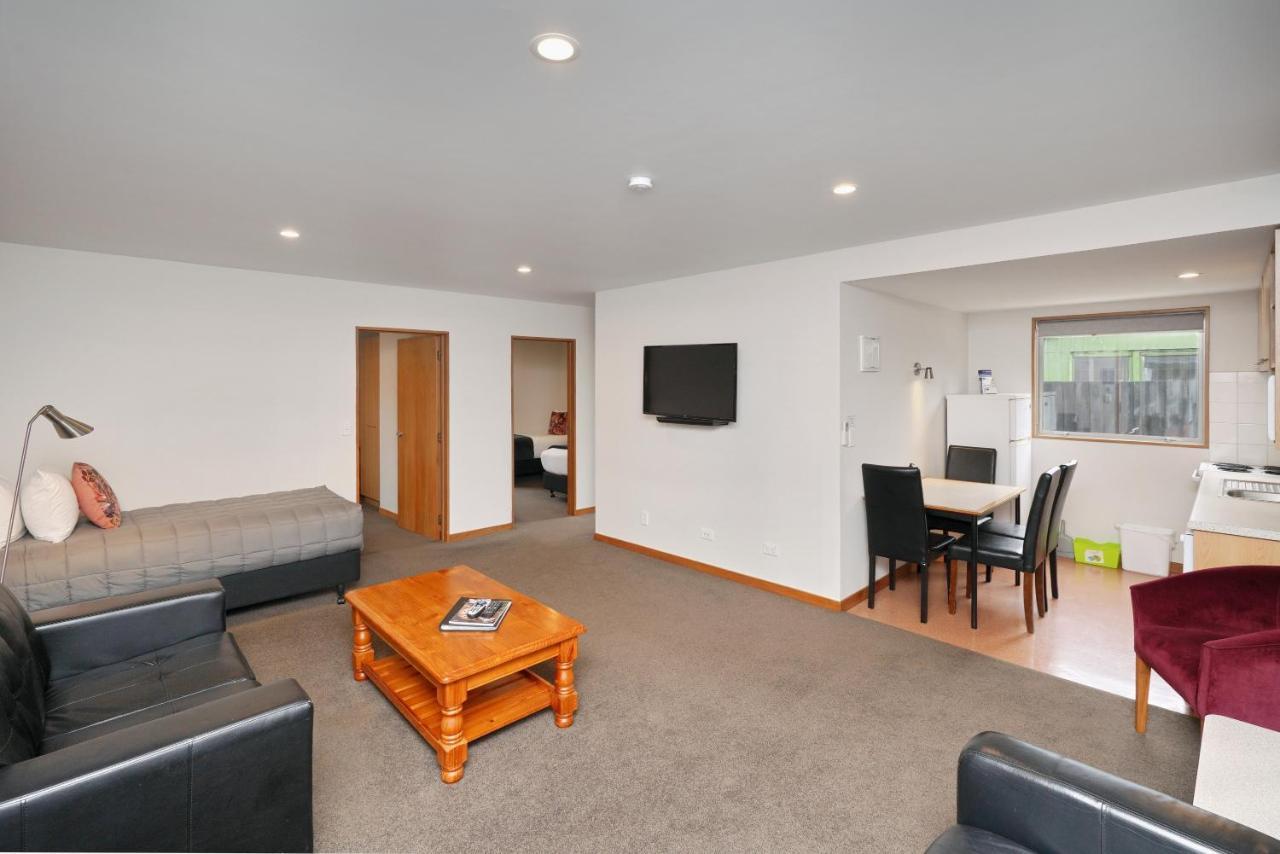 306 Motel Apartments Christchurch Buitenkant foto