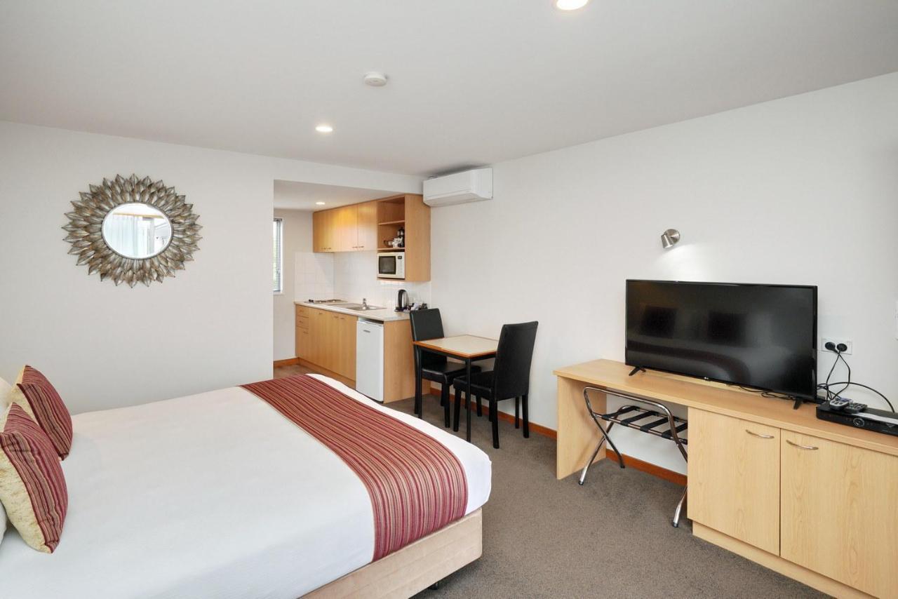 306 Motel Apartments Christchurch Buitenkant foto