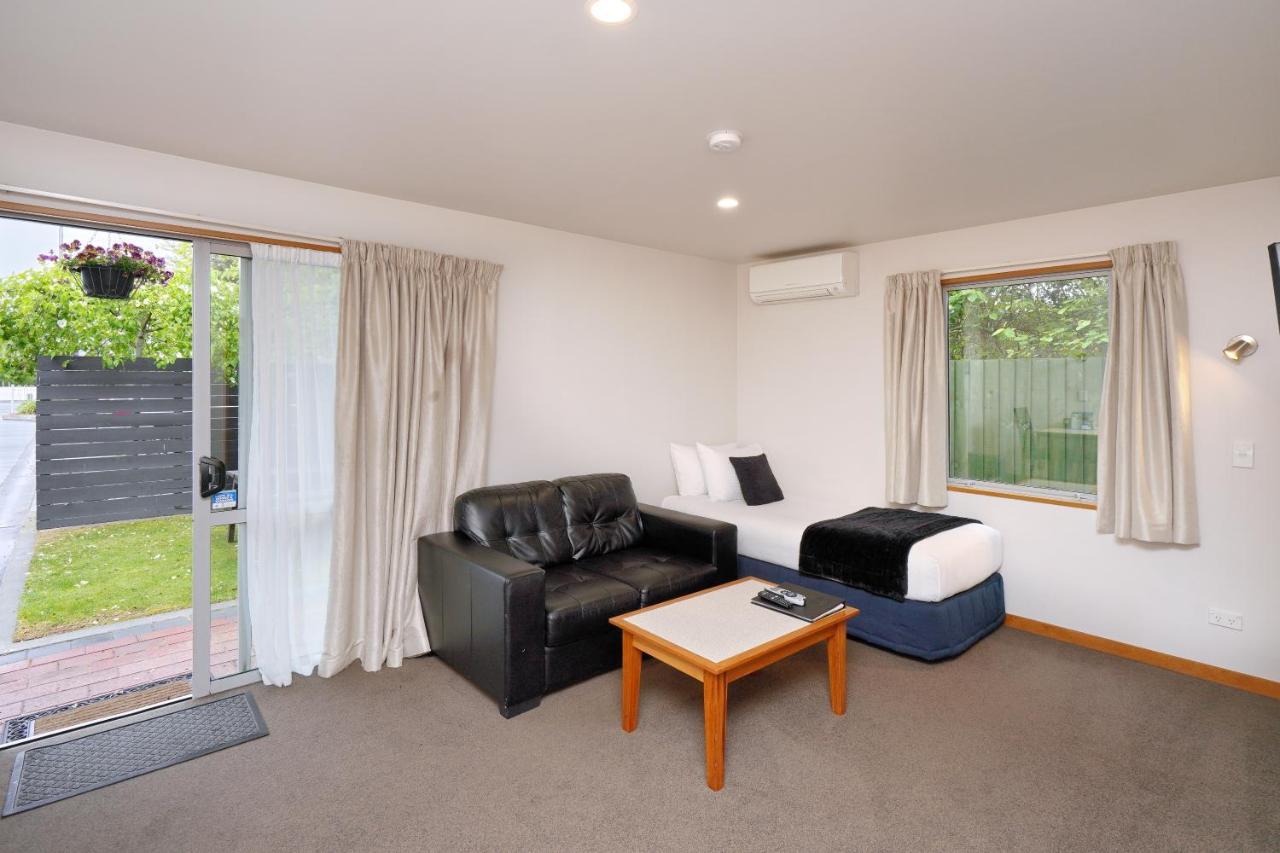306 Motel Apartments Christchurch Buitenkant foto