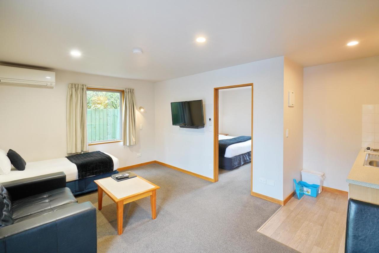 306 Motel Apartments Christchurch Buitenkant foto