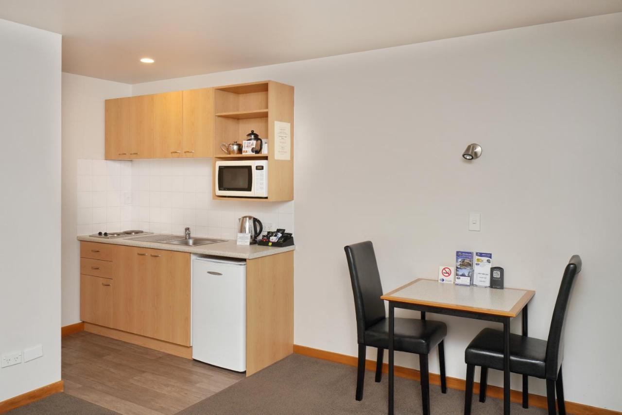 306 Motel Apartments Christchurch Buitenkant foto